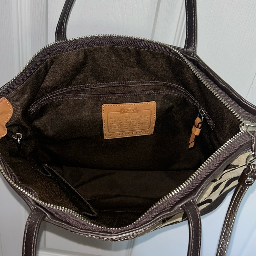 COACH purse - Picture 3 of 3